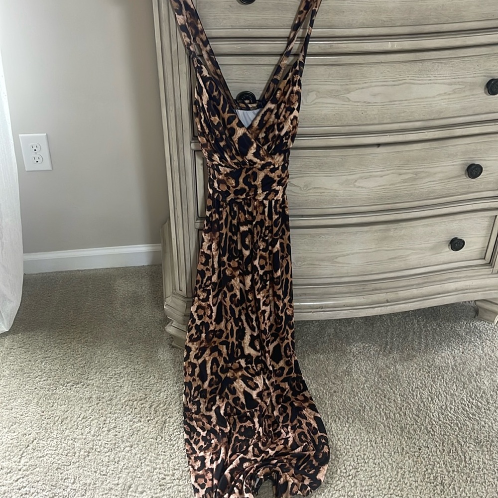 Venus dress leopard print size medium